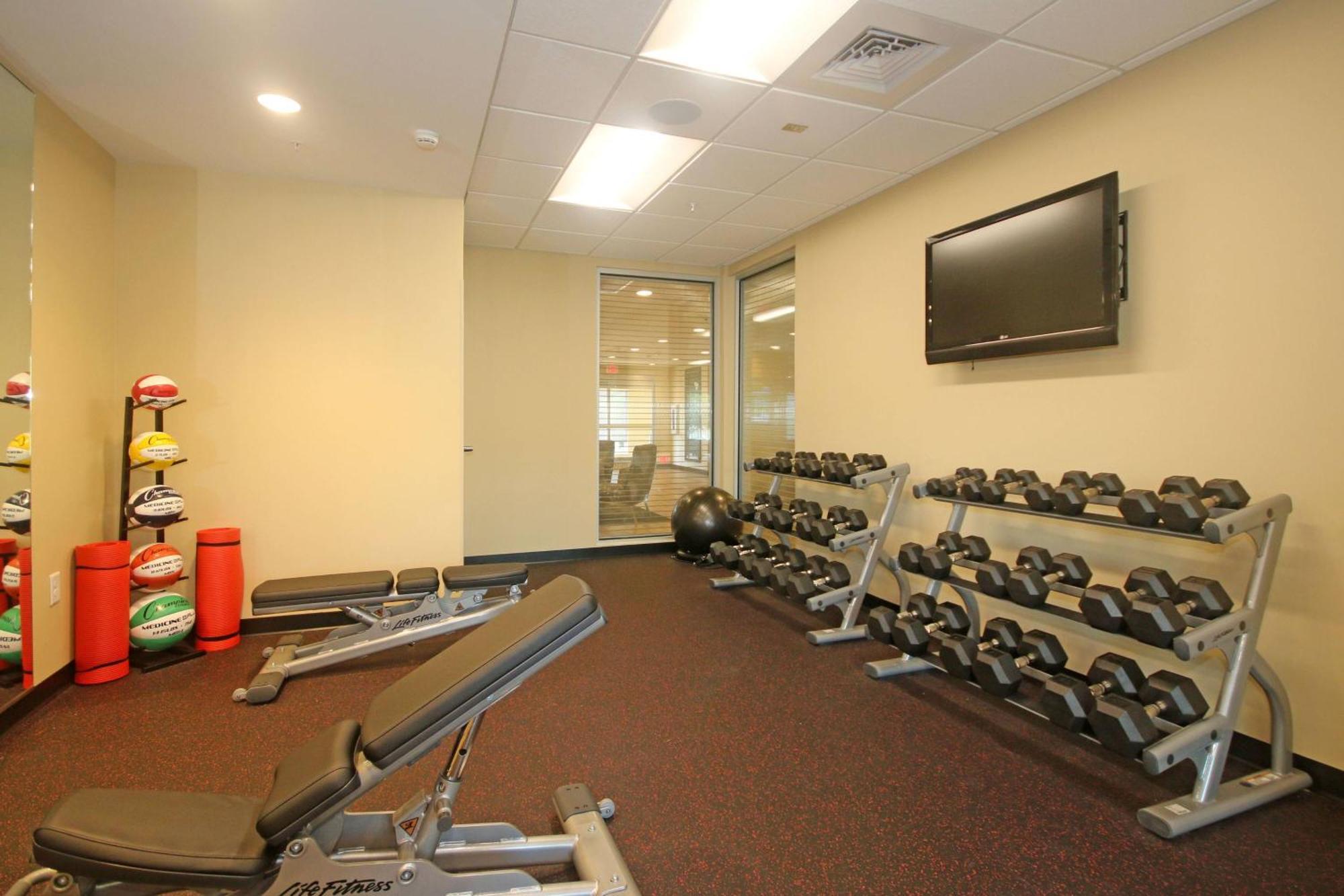 Towneplace Suites By Marriott Charleston-Норт Чарлстън Екстериор снимка
