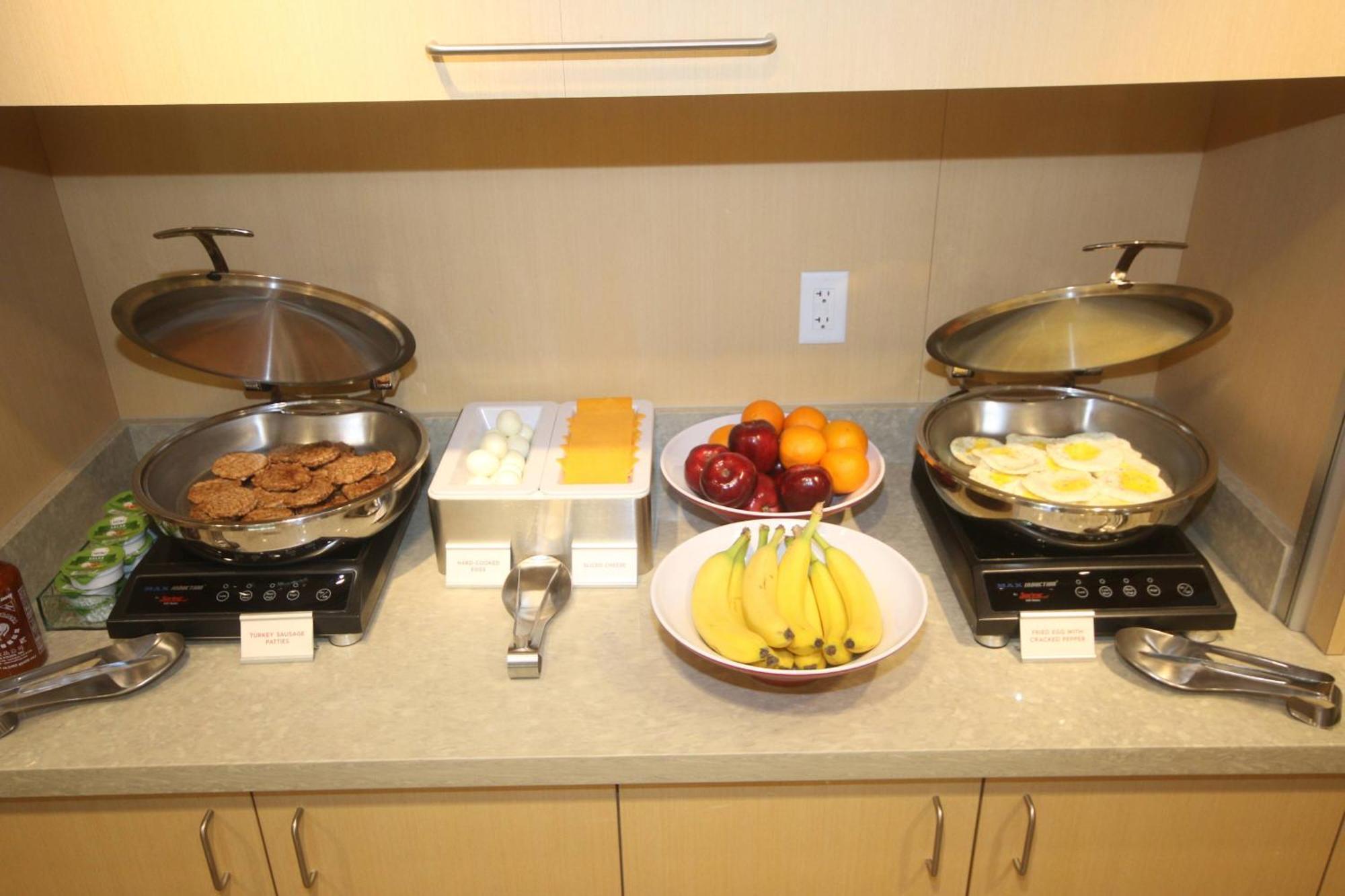 Towneplace Suites By Marriott Charleston-Норт Чарлстън Екстериор снимка
